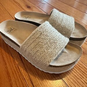 Women's Beige Woven Slide Sandals